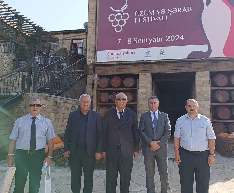 İqtisadiyyat İnstitutunun tədqiqatçıları Şamaxıda Üzüm və Şərab Festivalında iştirak ediblər