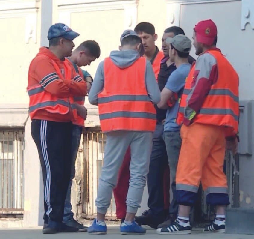 Rusiyada azərbaycanlı miqrantlar niyə sıxışdırılır?