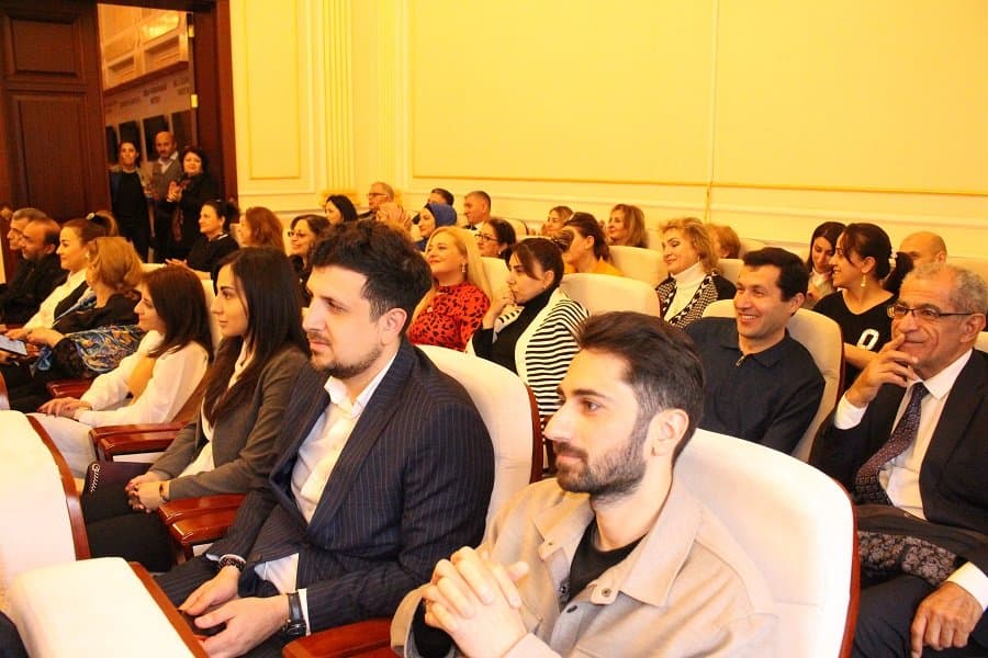 İqtisadiyyat İnstitutunun yaradılmasının 66 illiyi münasibəti ilə tədbir keçirilib 5
