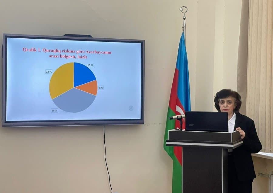 Elmi Şurada "Sudan səmərəli istifadə qlobal problem kimi" mövzusunda məruzə dinlənilib 2