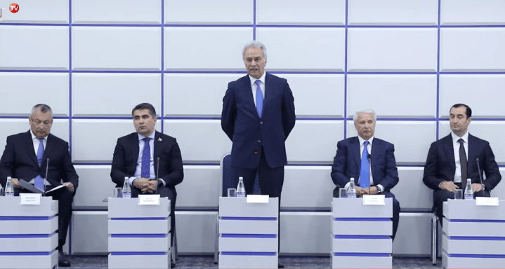 “İşğaldan azad olunmuş ərazilərin investisiya cəlbediciliyi” mövzusunda elmi-praktik konfrans keçirilib 3