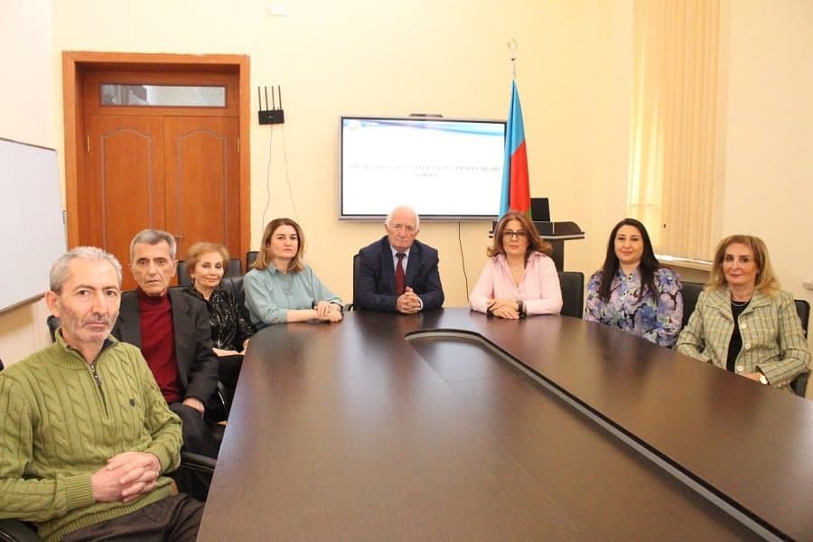 “Sənaye siyasəti və investisiya problemləri" şöbəsi